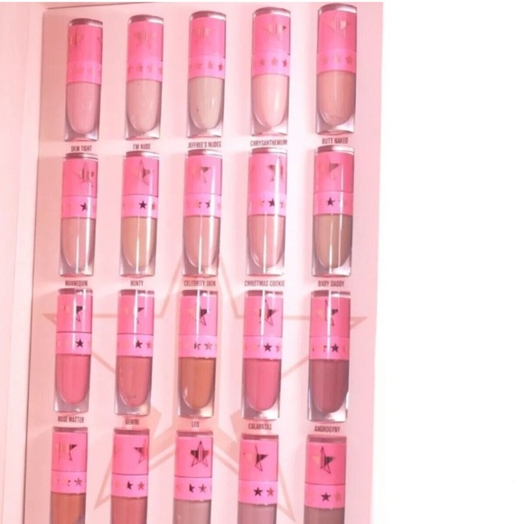 🌷Jeffree Star The Nude Liquid Lipstick Vault - Picture 6 of 7